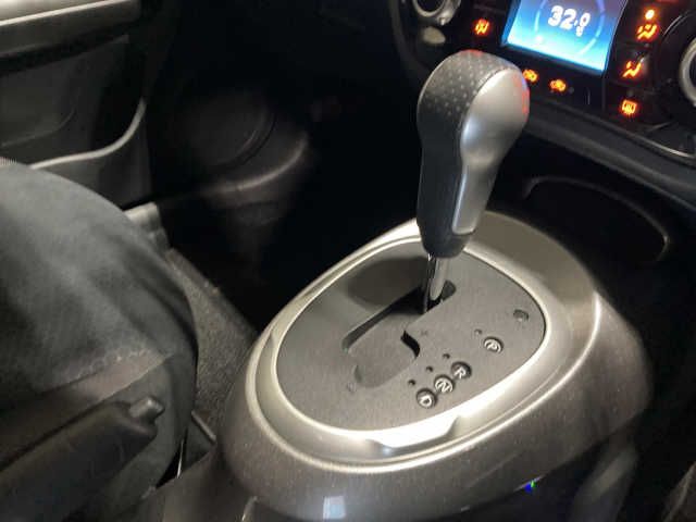 Nissan JUKE 2012-02 3124-4