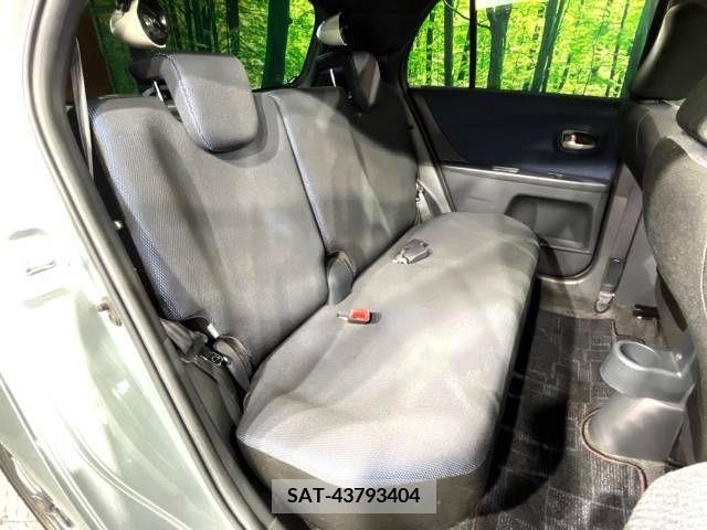 Toyota VITZ 2010-08 370149-9