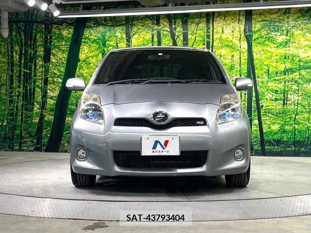Toyota VITZ 2010-08 370149-14