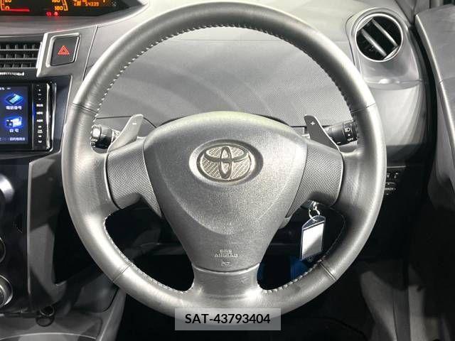 Toyota VITZ 2010-08 370149-11