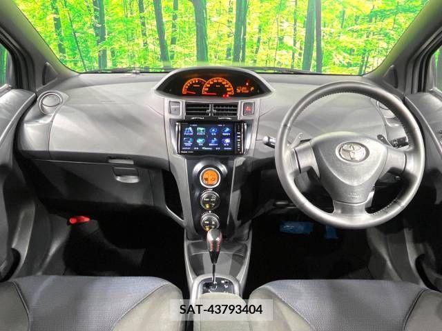 Toyota VITZ 2010-08 370149-1