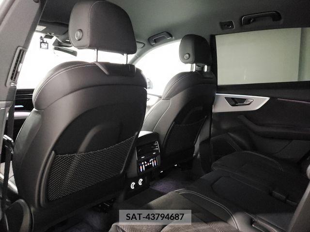 Audi Q8 2019-12 372600-20