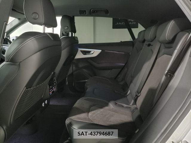 Audi Q8 2019-12 372600-19