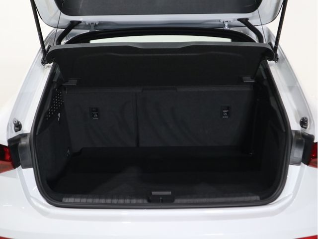 Audi A3 2023-03 26826-22