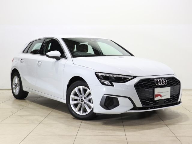 Audi A3 2023-03 26826-3