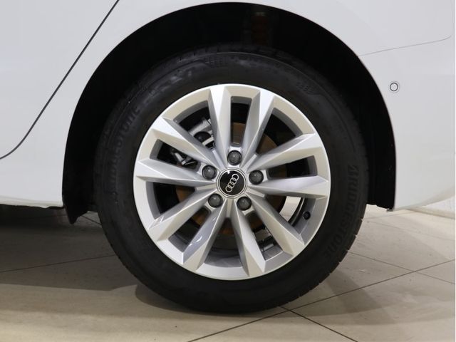 Audi A3 2023-03 26826-25
