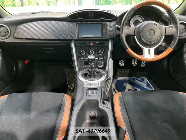Toyota 86 2015-05 258627-1