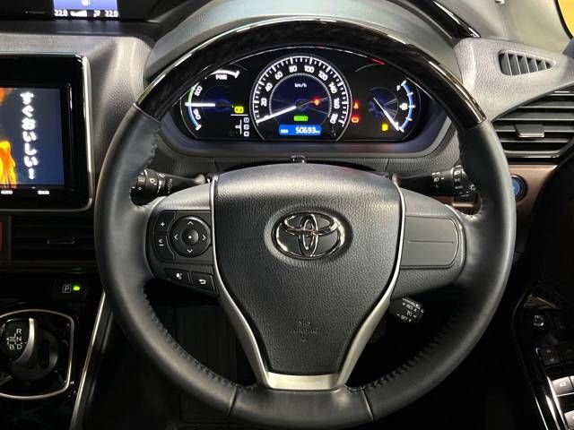 Toyota ESQUIRE 2018-07 9672-12