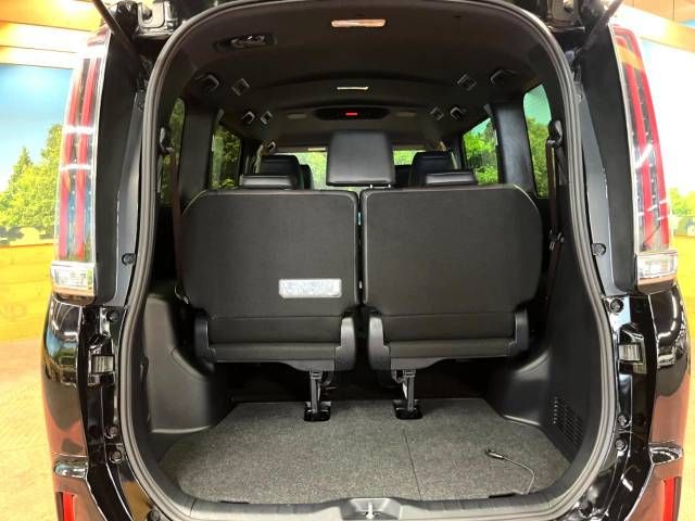 Toyota ESQUIRE 2018-07 9672-11