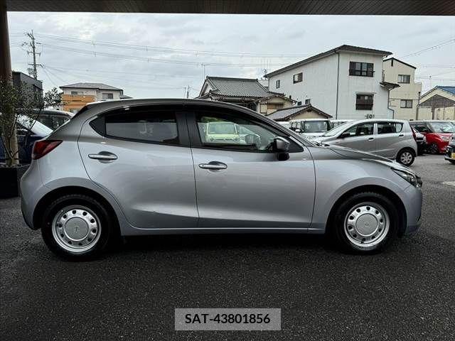 Mazda DEMIO 2019-05 301961-9