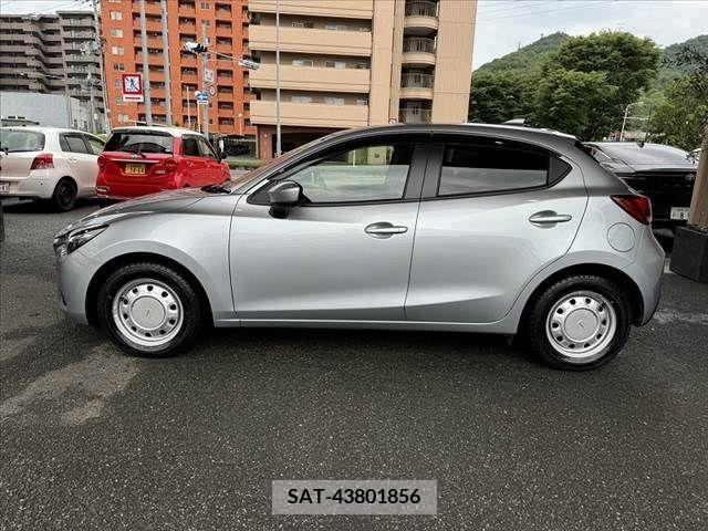 Mazda DEMIO 2019-05 301961-13