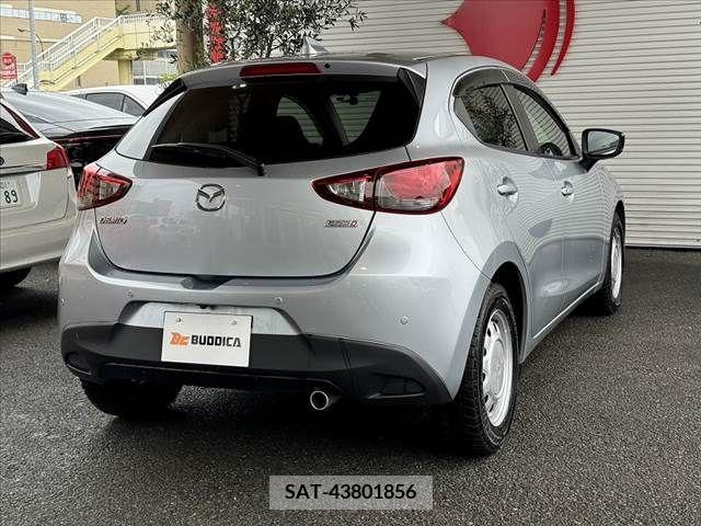 Mazda DEMIO 2019-05 301961-10