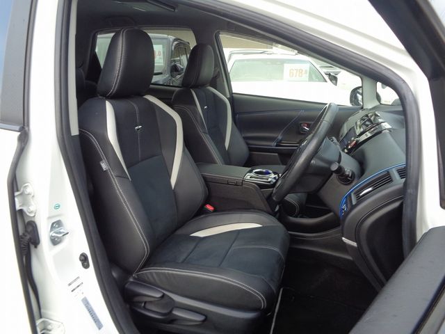 Toyota PRIUS ALPHA 2015-12 18346-3