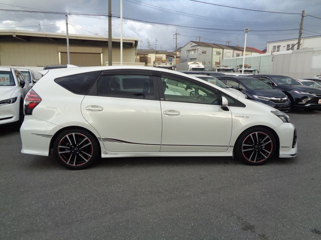 Toyota PRIUS ALPHA 2015-12 18346-27