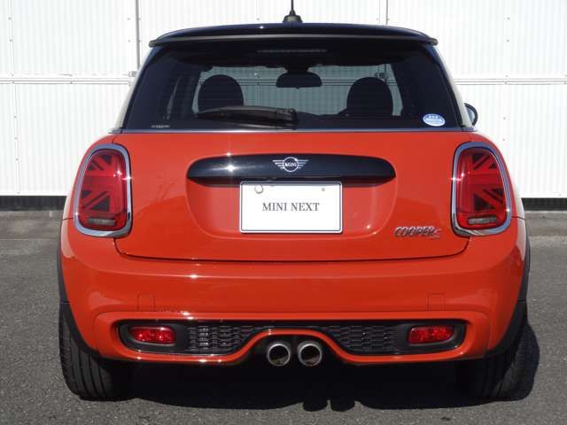 Bmw MINI 2018-10 17581-2