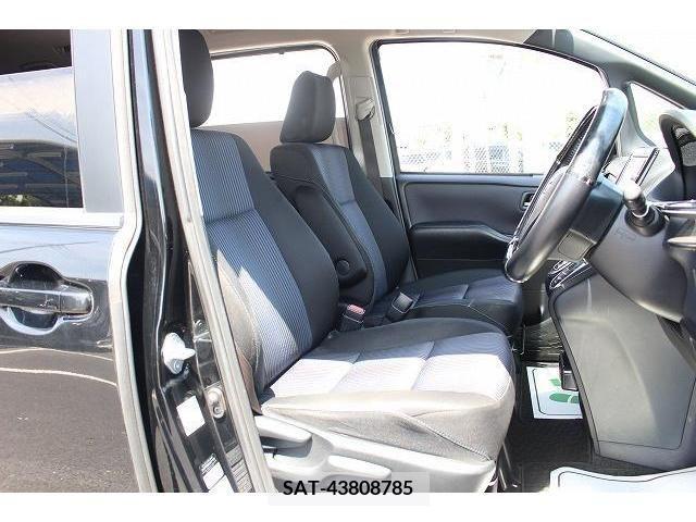 Toyota NOAH 2014-03 329333-13