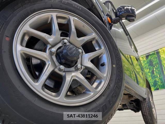 Suzuki JIMNY 2021-04 306217-11