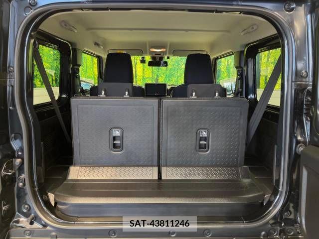 Suzuki JIMNY 2021-04 306217-9