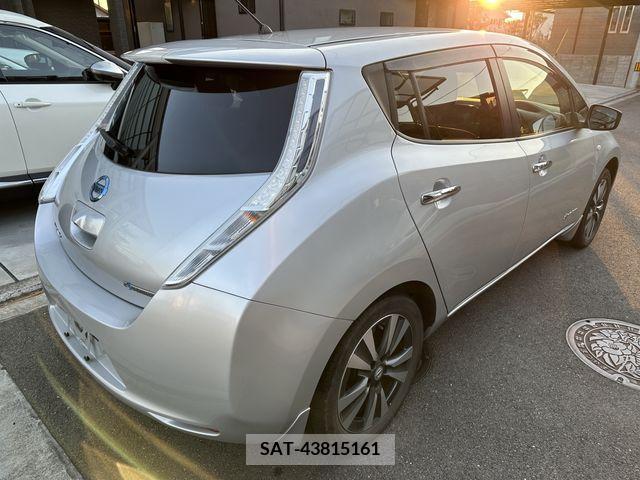Nissan LEAF 2017-03 202990-4