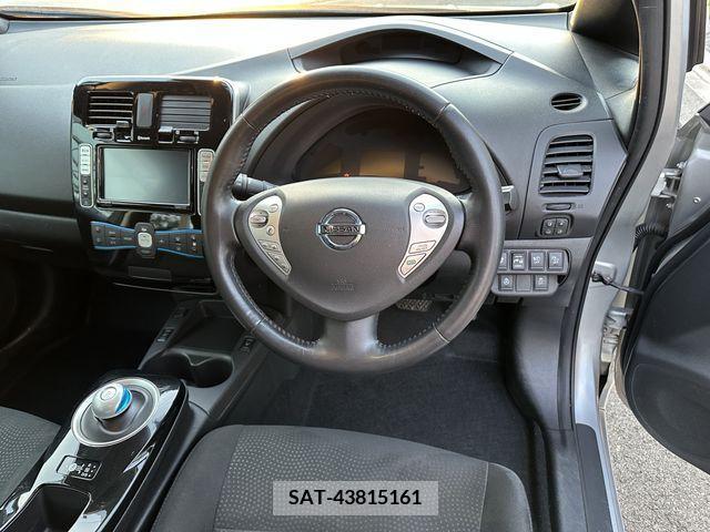 Nissan LEAF 2017-03 202990-6