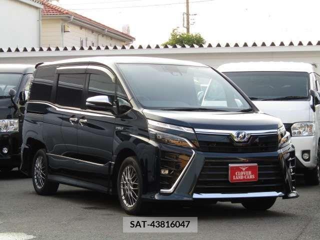 Toyota VOXY HYBRID 2018-08 339974-4