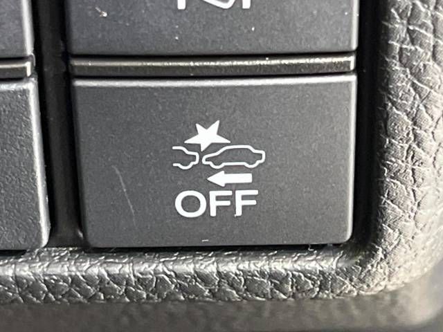 Honda N BOX CUSTOM 2018-05 183565-4