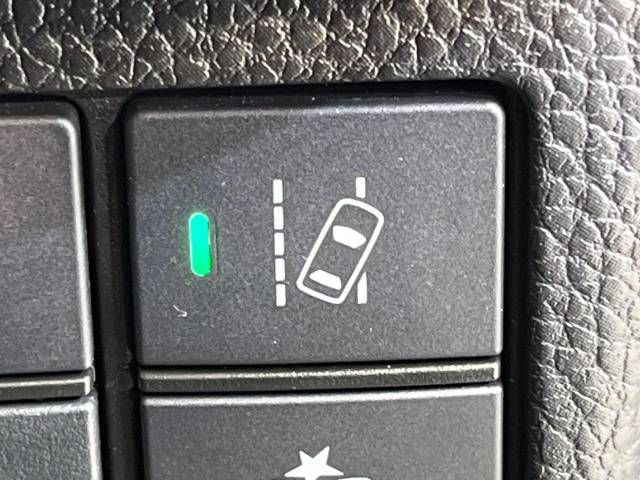 Honda N BOX CUSTOM 2018-05 183565-5