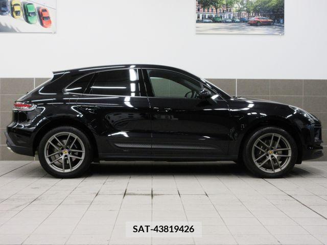 Porsche MACAN 2022-12 247053-2