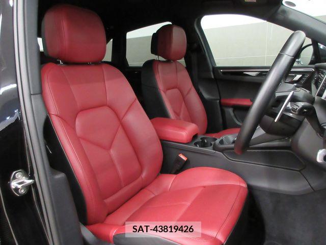 Porsche MACAN 2022-12 247053-5