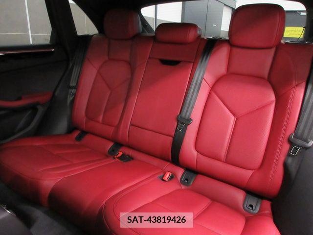 Porsche MACAN 2022-12 247053-11
