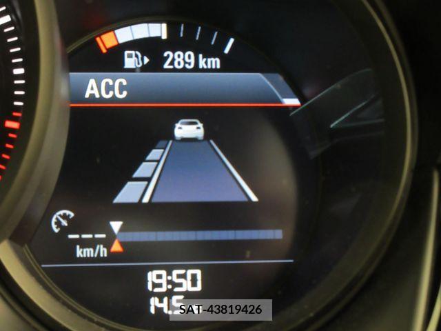 Porsche MACAN 2022-12 247053-22