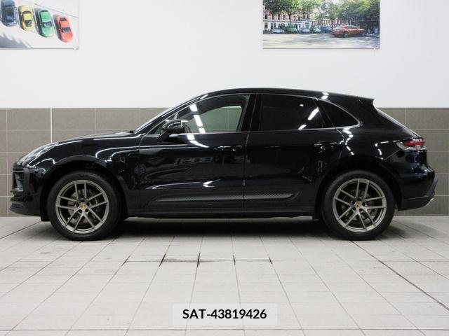Porsche MACAN 2022-12 247053-1