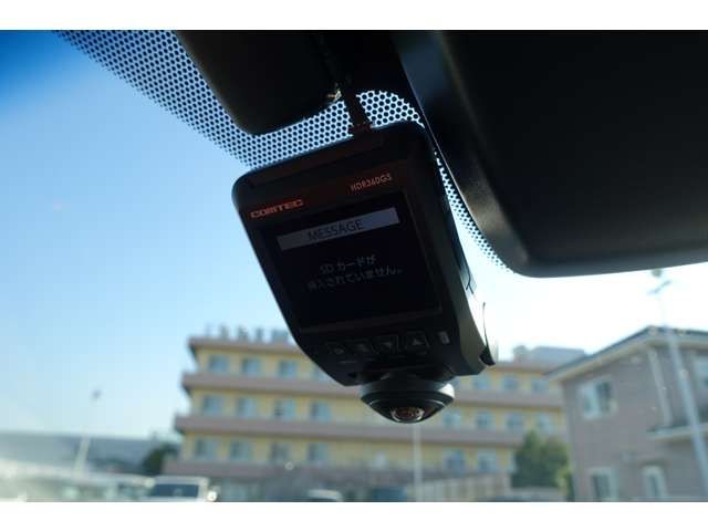 Toyota CAMRY HYBRID 2021-01 189642-18