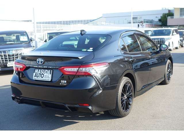 Toyota CAMRY HYBRID 2021-01 189642-6