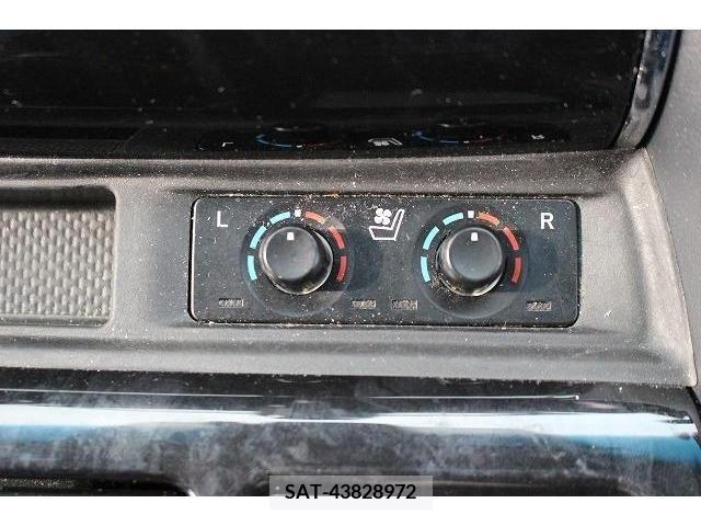 Toyota VELLFIRE 2018-08 222045-4