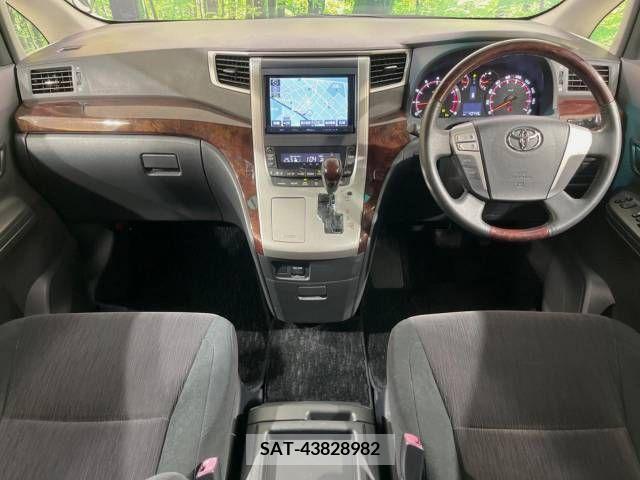 Toyota ALPHARD 2012-06 260181-1