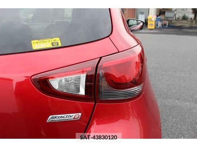 Mazda DEMIO 2015-09 301933-11