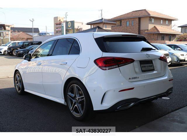 Mercedes Benz A-CLASS 2019-06 237882-7