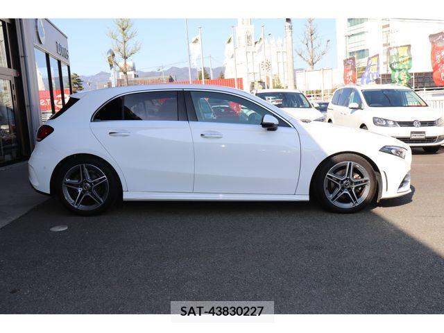 Mercedes Benz A-CLASS 2019-06 237882-3