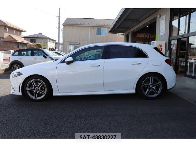 Mercedes Benz A-CLASS 2019-06 237882-4