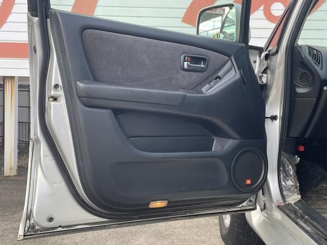 Toyota HARRIER 2002-05 182726-27