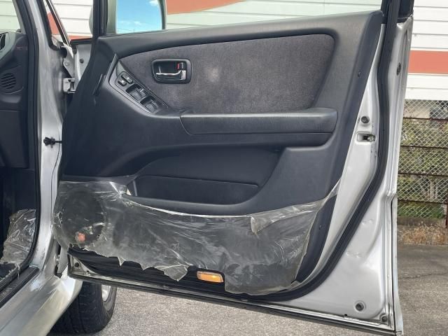 Toyota HARRIER 2002-05 182726-25