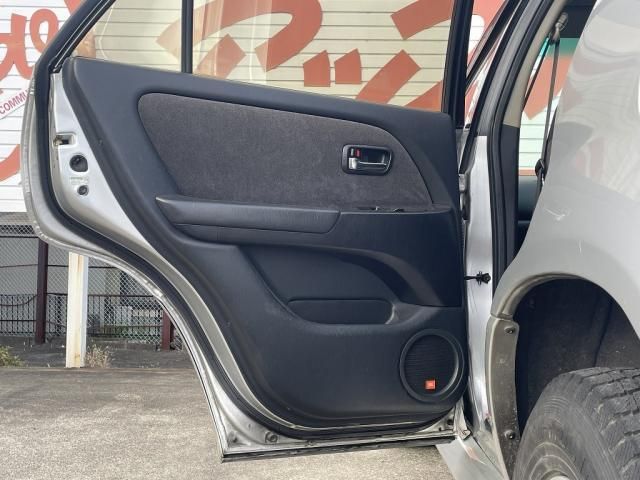 Toyota HARRIER 2002-05 182726-28