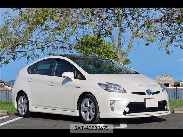 Toyota PRIUS 2013-10 255373-0