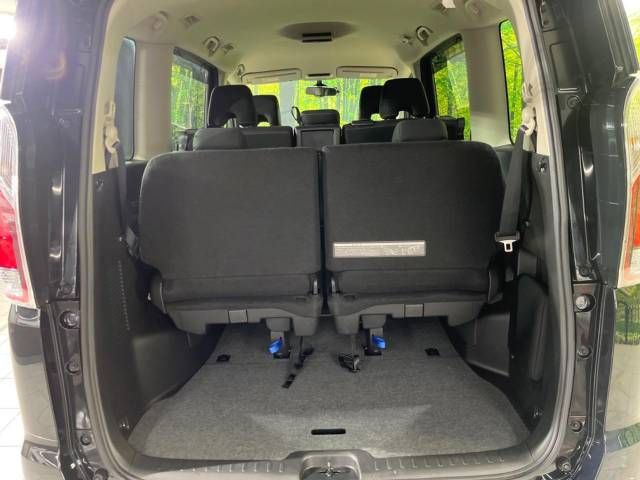 Nissan SERENA 2018-07 21596-11
