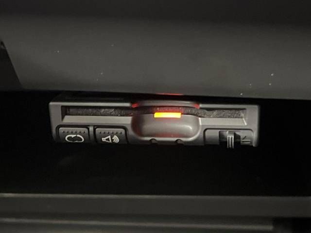 Nissan SERENA 2018-07 21596-7