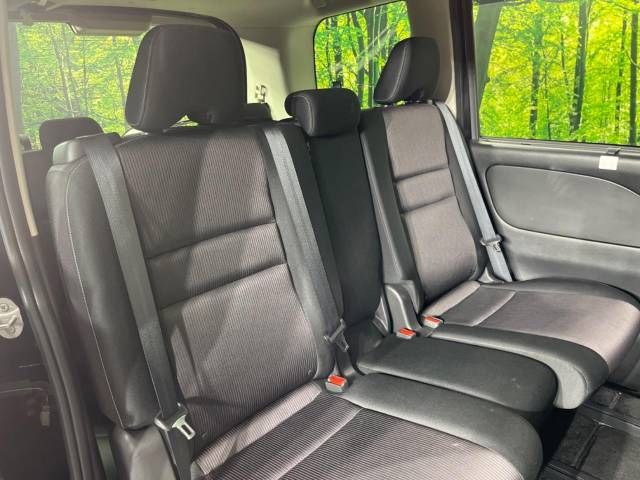 Nissan SERENA 2018-07 21596-9