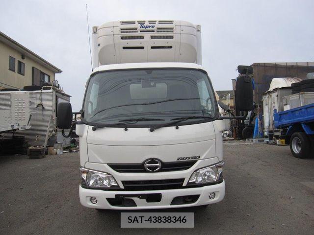 Hino DUTRO 2018-07 296715-4