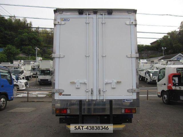 Hino DUTRO 2018-07 296715-5