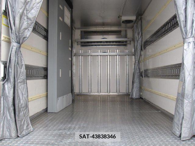 Hino DUTRO 2018-07 296715-8